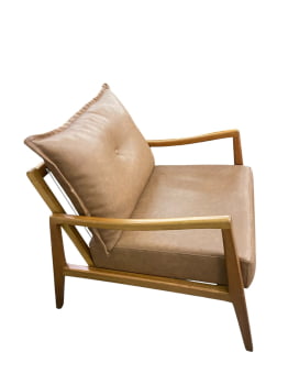 POLTRONA FLORENÇA - COURO SOFT MEL B201